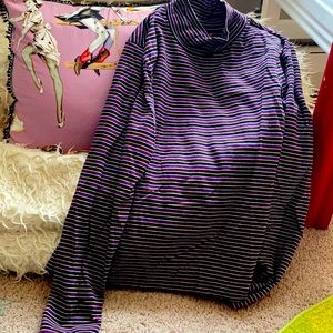 A nice little simple layering top/ undershirt